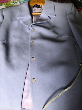 traje