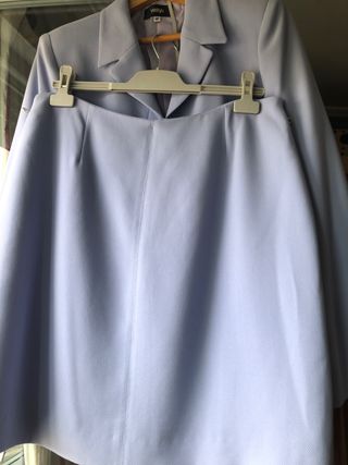 traje