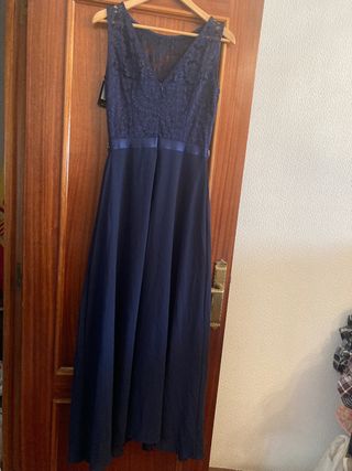 VESTIDO LARGO DE FIESTA PARA EL VERANO. NUEVO