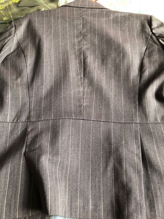traje