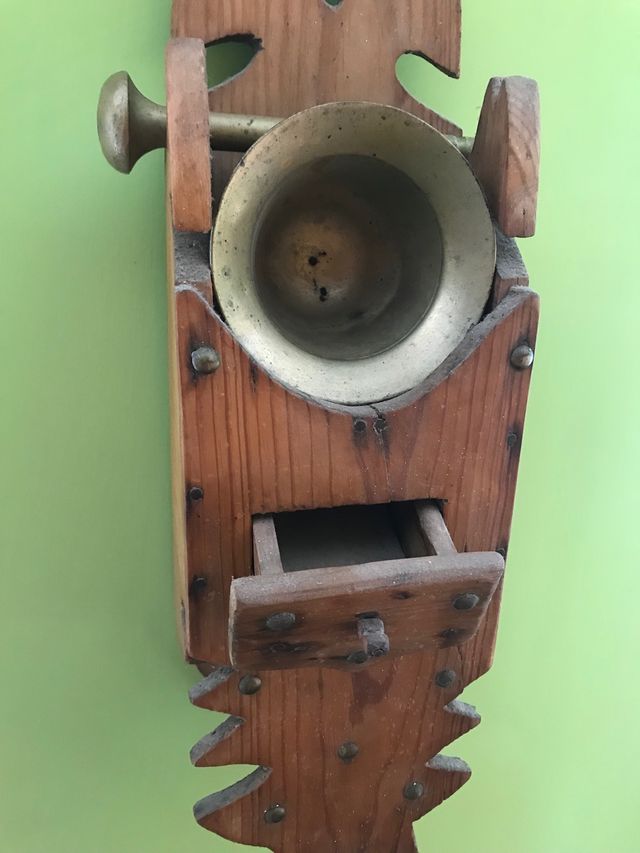 Mortaio con supporto in legno