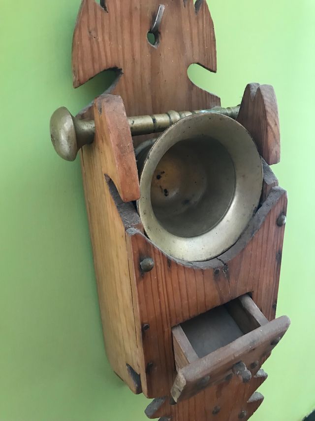 Mortaio con supporto in legno