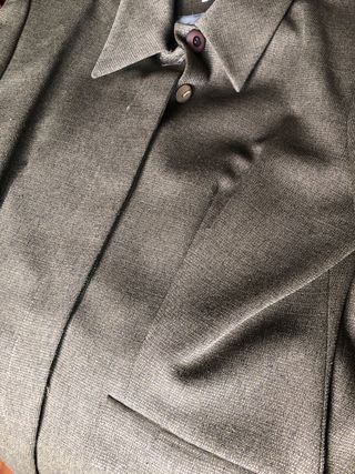 traje