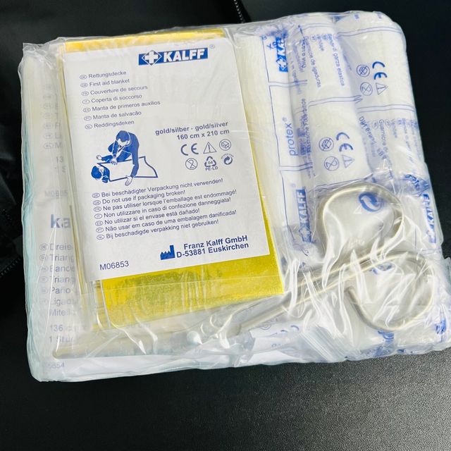 Botiquin primeros auxilios