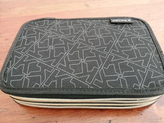 estuche lapicero vintage Kelme