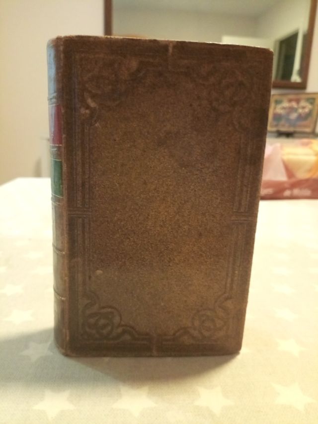 Libro antiguo religioso firmado por Sarasate