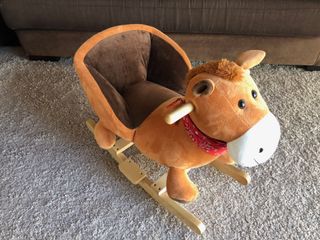 Balancín de peluche caballo