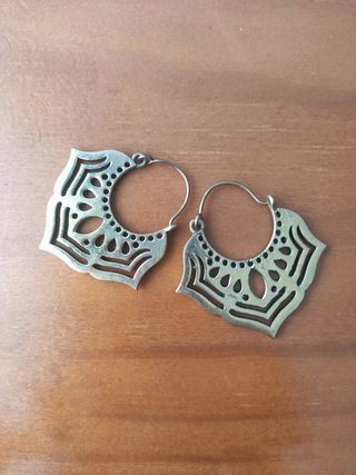 Pendientes dorados
