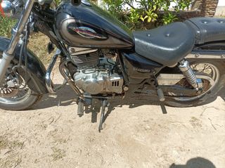 Moto Suzuki marauder 250 GZ