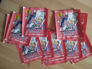 Cromos 10 sobres por 7'€