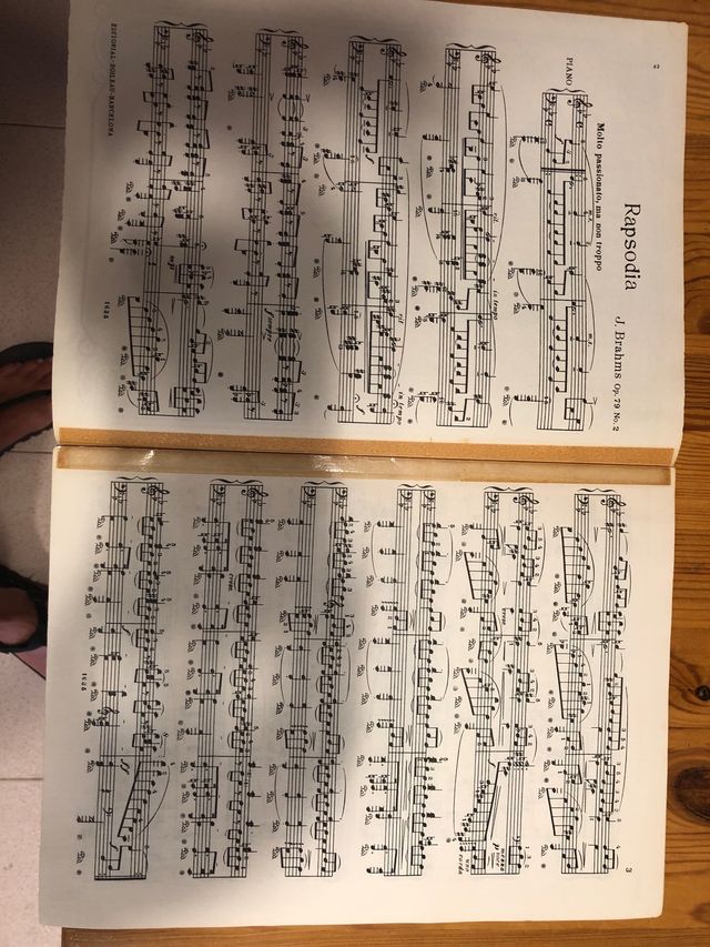 Partitura piano rapsodia núm 2 Brahms