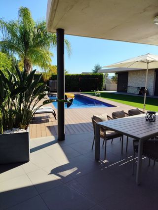 Jardinero con 10 años de experiencia