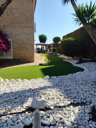 Jardinero con 10 años de experiencia