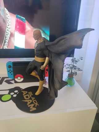 Figura Black Adam