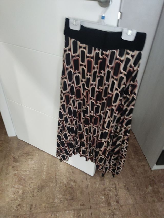 Saias, borracha, cintura