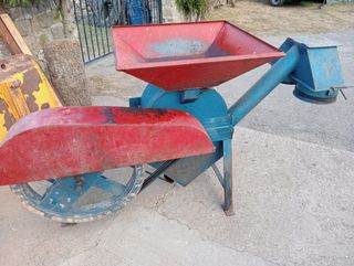 Molino para tractor