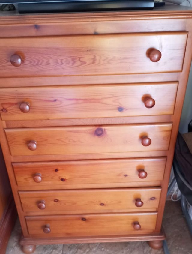 Antiguas CajonerasMesitasMadera Vintage de segunda mano por 95 EUR en