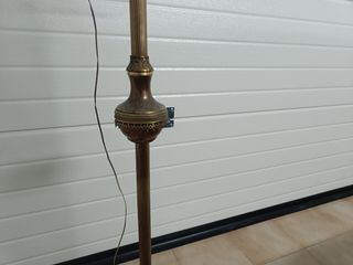 Lámpara clásica de bronce