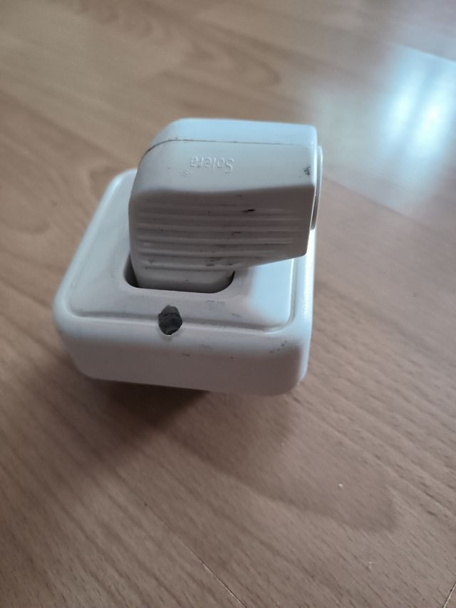 Toma y clavija para horno o vitr