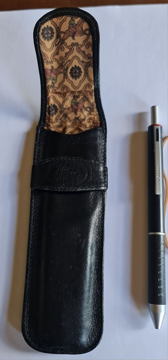 Caneta ROTRING TRIO pen c/ estojo