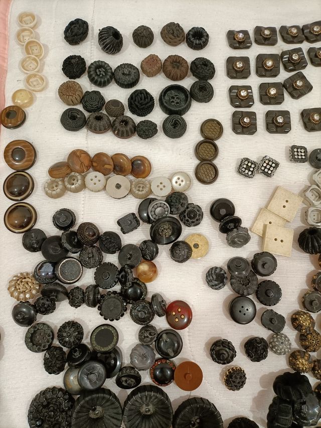 1650 Antiguos botones