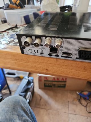 Receptor satélite QVIART