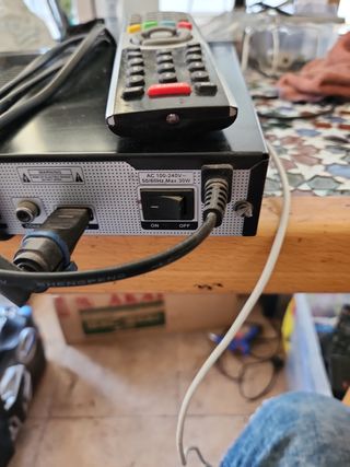 Receptor satélite QVIART