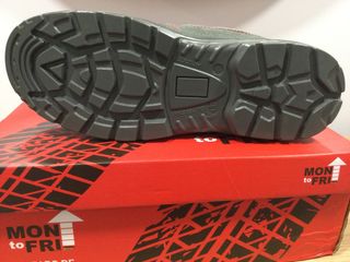 Zapato de seguridad Paredes MONTOFRI Beta S1P SRC