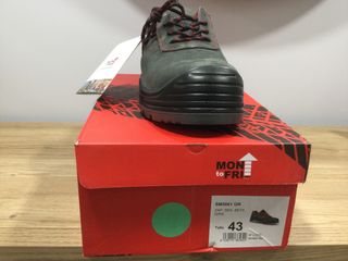 Zapato de seguridad Paredes MONTOFRI Beta S1P SRC