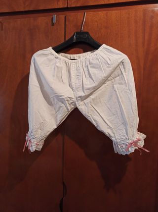 Saia llauradora/ Enagua fallera. Pololos a joc.