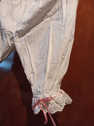 Saia llauradora/ Enagua fallera. Pololos a joc.