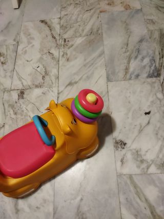 Correpasillos rinoceronte