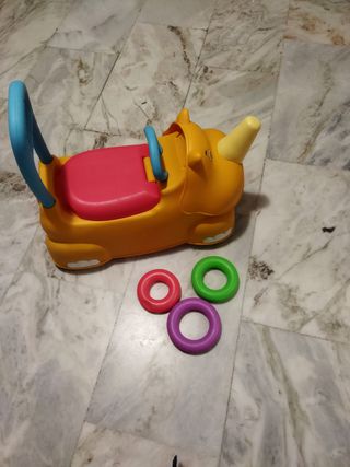 Correpasillos rinoceronte