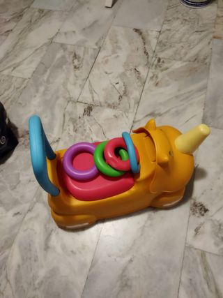 Correpasillos rinoceronte