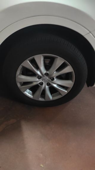 Pareja Pirelli RAV4 235 55 R18 