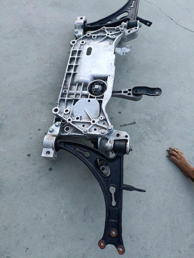 Puente delantero Audi A3 año 2005