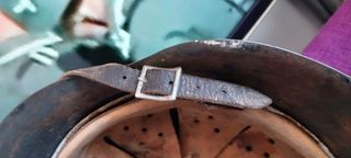 Casco alemán M42 Luftwaffe con alambre