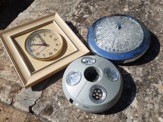Lot, orologio, lampada da soffitto, lampada da tavolo 