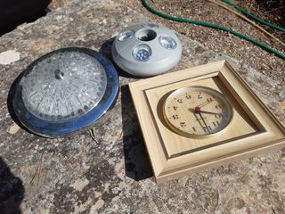 Lot, orologio, lampada da soffitto, lampada da tavolo 