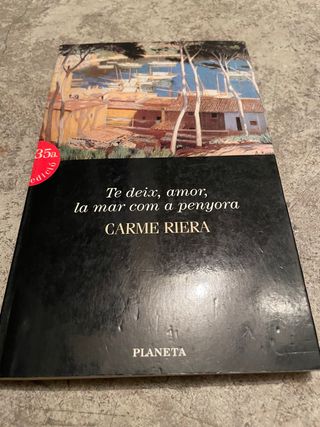Libros de literatura en valenciano.
