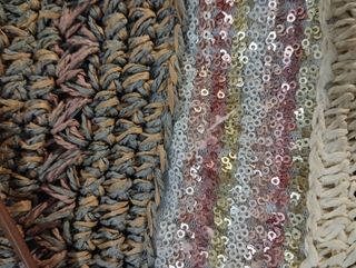 Bolso rafia y lentejuelas