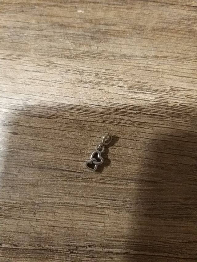 Charm marino, plata de ley