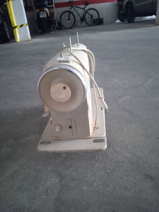 Vendo maquina de coser sigma