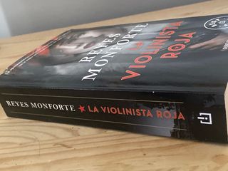 Libro “La Violinista Roja”