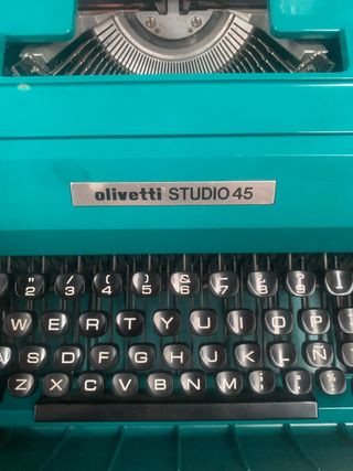 máquina escribir Olivetti