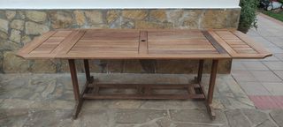 Mesa Jardin madera tropical