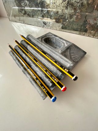 Tintero o Joyero de piedra tallada. Siglo XIX