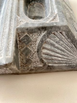 Tintero o Joyero de piedra tallada. Siglo XIX