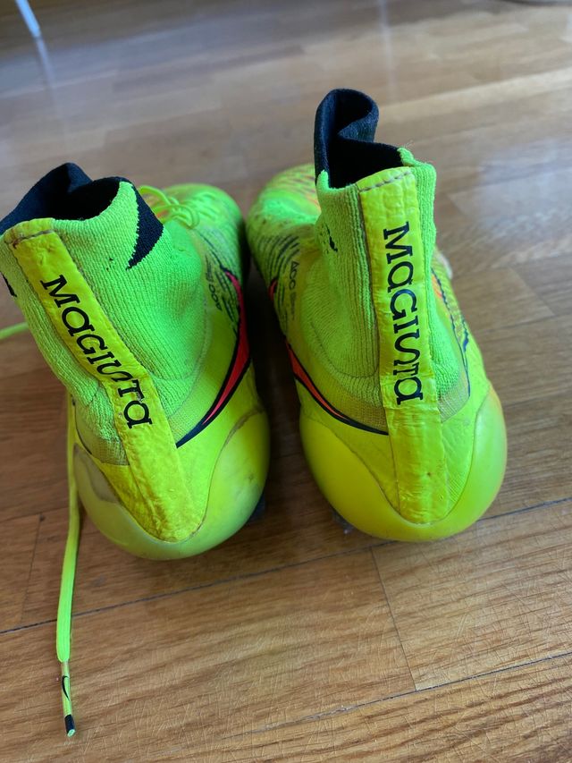 MAGISTAR  Nike mujer de tacos para futbol