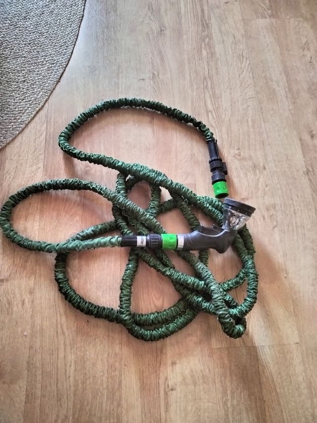 Manguera extensible nueva por estrenar